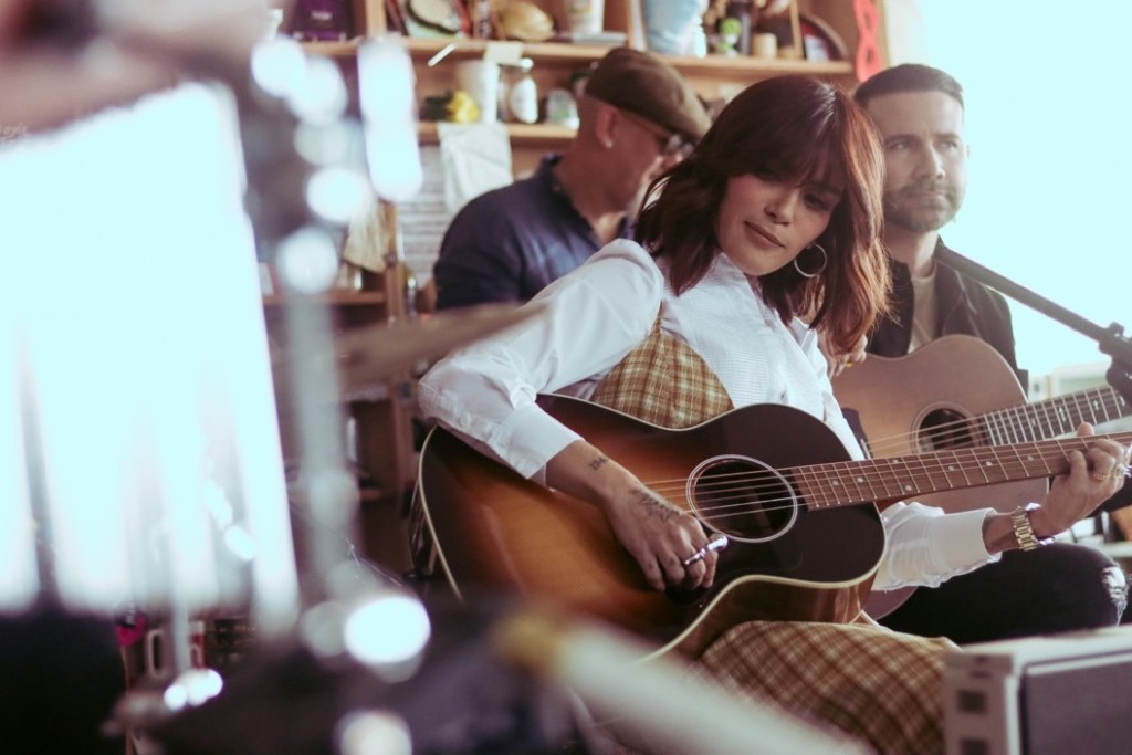 Música: KANY GARCÍA BRILLA EN SU PRIMERA PARTICIPACIÓN COMO PROTAGONISTA DEL FAMOSO TINY DESK DE&nbsp;NPR
