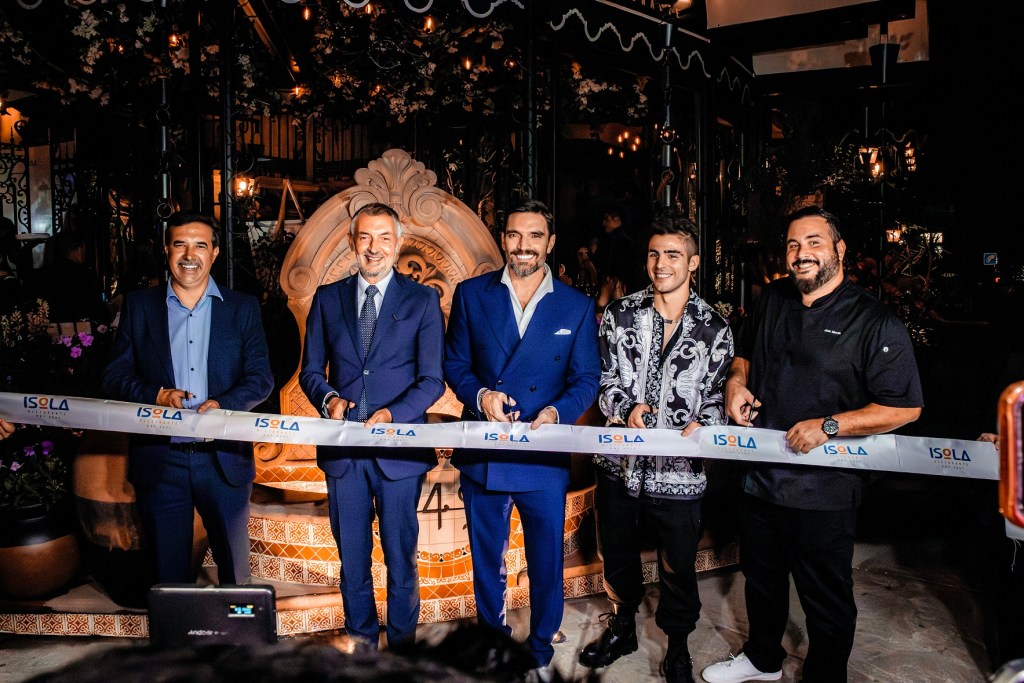 Actualidad: JULIÁN GIL INAUGURA RISTORANTE ISOLA POLANCO, CONCEPTO DEL CHEF JOSÉ&nbsp;MENDÍN