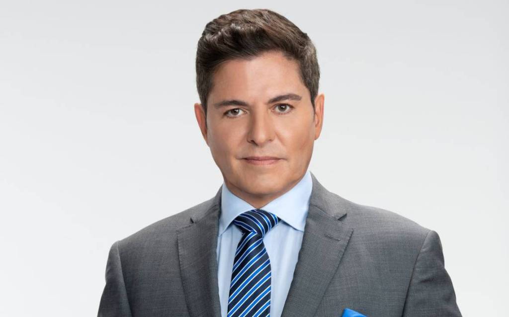 Televisión: ERNESTO LAGUARDIA Y PAREJAS DE TELENOVELAS INFANTILES EN «PAPÁS POR&nbsp;CONVENIENCIA»