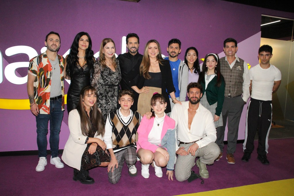 Televisión: PAPÁS POR CONVENIENCIA DA PIZARRAZO DE INICIO DE&nbsp;GRABACIONES