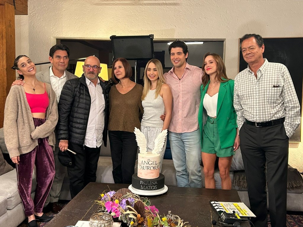 Televisión: EL ÁNGEL DE AURORA CELEBRA A PAULINA&nbsp;MATOS