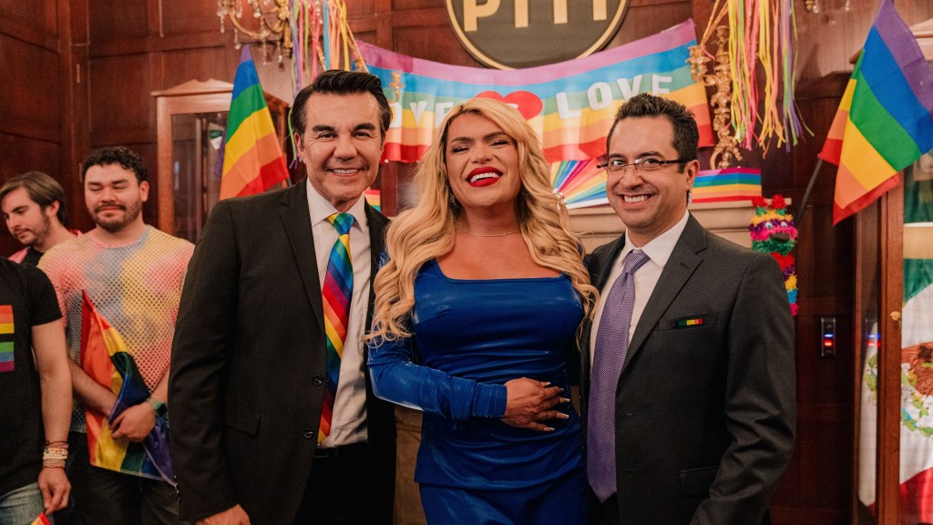 Noticias:  EL CANDIDATO HONESTO EXITOSO ESTRENO EN&nbsp;MÉXICO