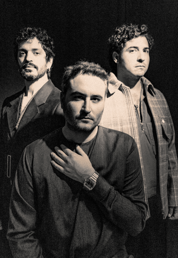 Música: REIK CONECTA LA DECEPCIÓN CON LA ESPERANZA EN SU NUEVA BALADA POP «MIENTES»