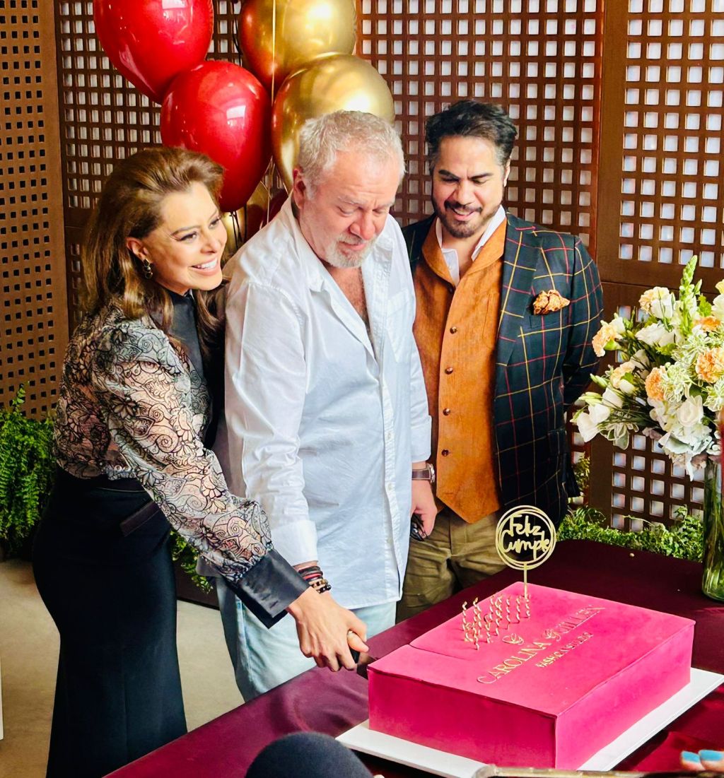 Televisión: FESTEJAN A YADHIRA&nbsp;CARRILLO