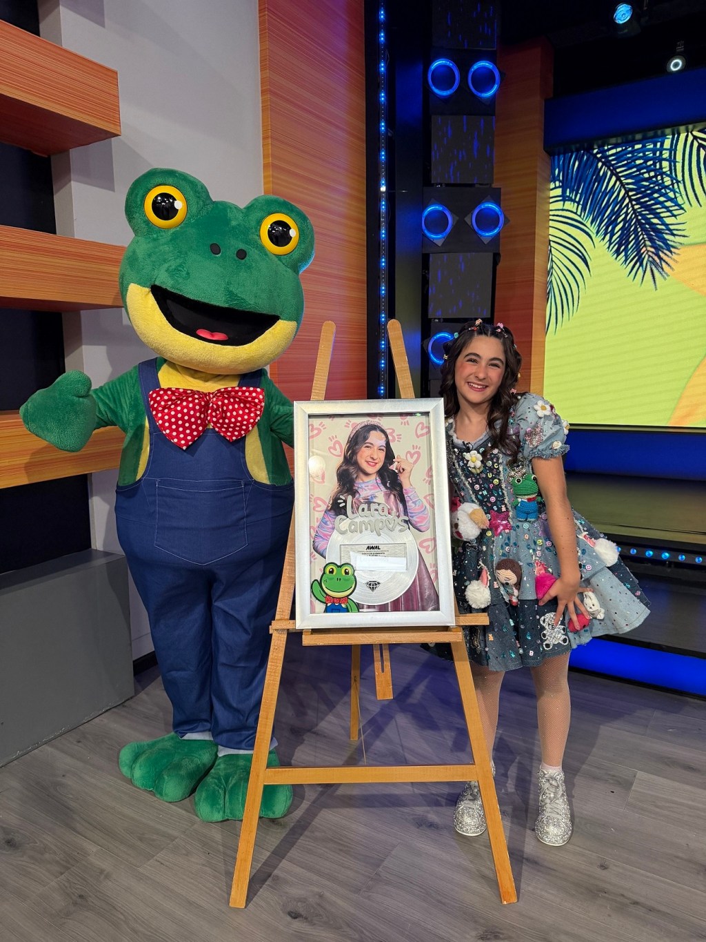 Música: LARA CAMPOS Y SU ÉXITO «RHENNE» ALCANZAN LA CIMA: CERTIFICACIÓN DE DIAMANTE &&nbsp;PLATINO