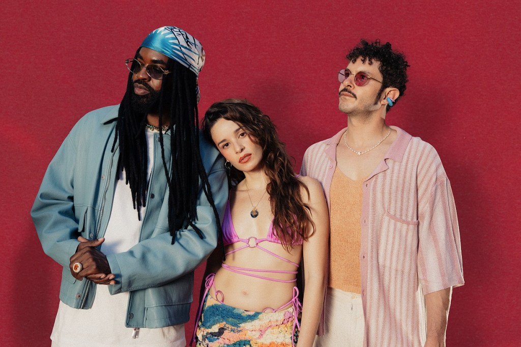 Música: MONSIEUR PERINÉ PRESENTA «MUCHO CON DEMASIAO» JUNTO A&nbsp;JOSSMAN